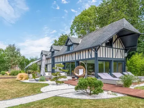 Location de gîte avec piscine près de Pont-Audemer | Le Jardin des Hespérides
